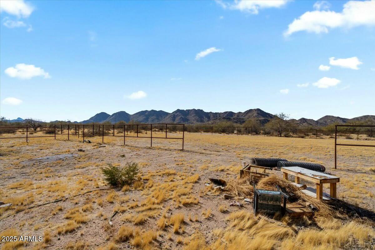 53573 West Fresno Road Maricopa, AZ 85139 - Photo 6 of 54 tempImagetA90Uo