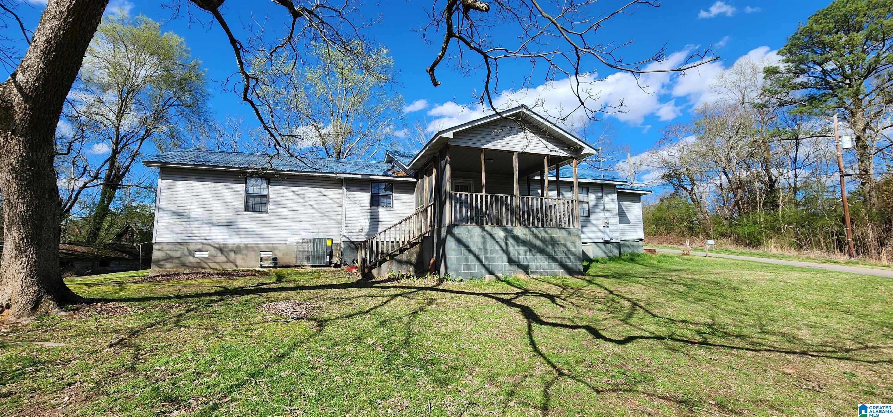 608 A Street South Oneonta, AL 35121 - Photo 2 of 28