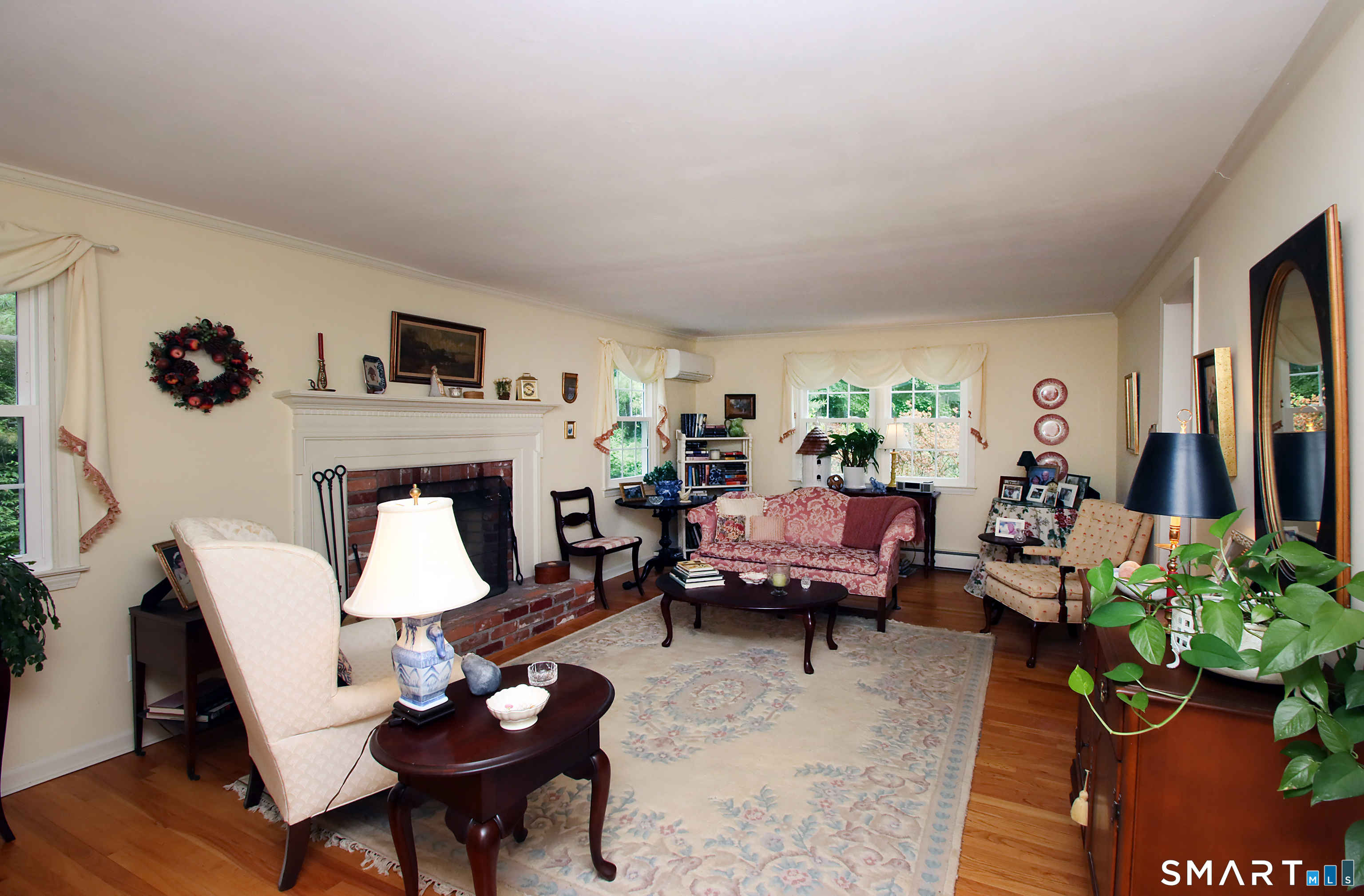49 Hammonassett Meadows Road Madison, CT 06443 - Photo 17 of 31 Living Room