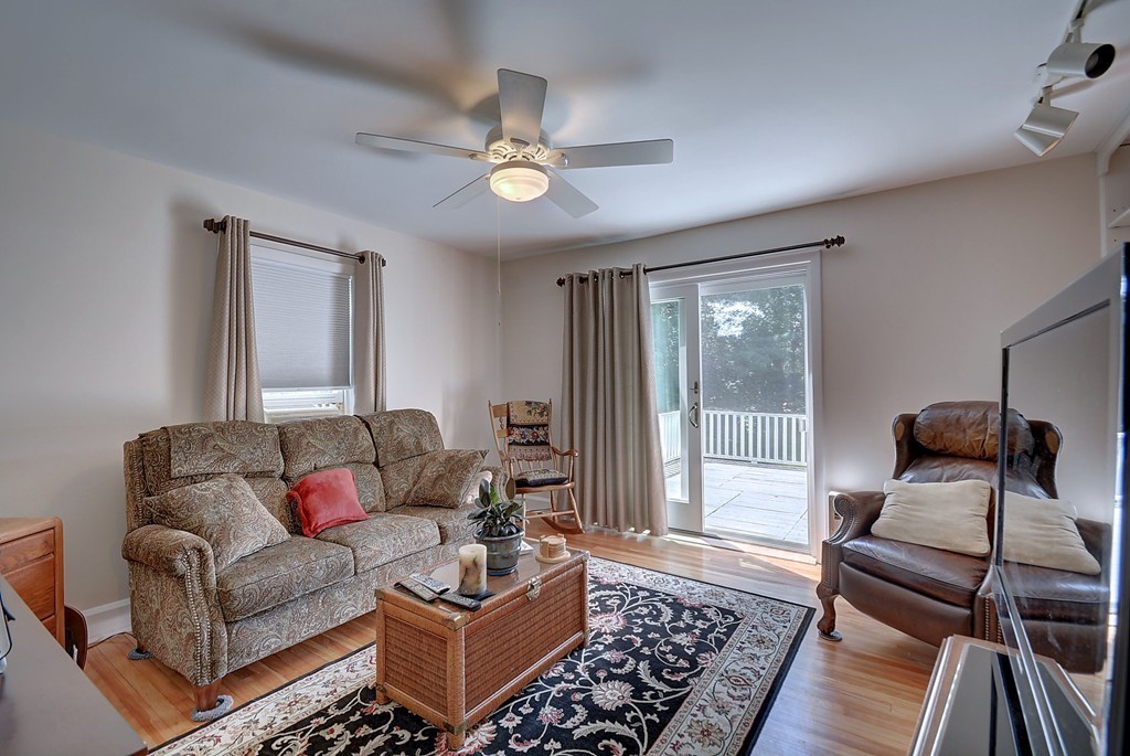 93 Fiske Hill Road Sturbridge, MA 01566 - Photo 7 of 29 Gallery Image 7