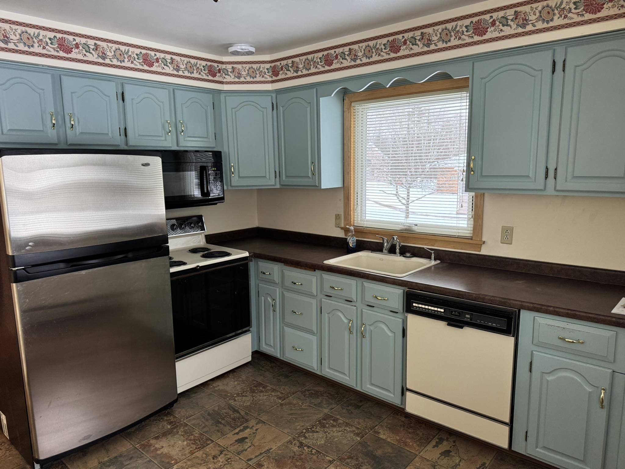 1515 9th Avenue Two Harbors, MN 55616 - Photo 7 of 35