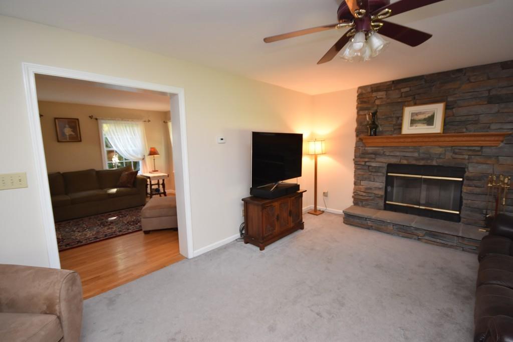 494 Market Hill Road Amherst, MA 01002 - Photo 6 of 35