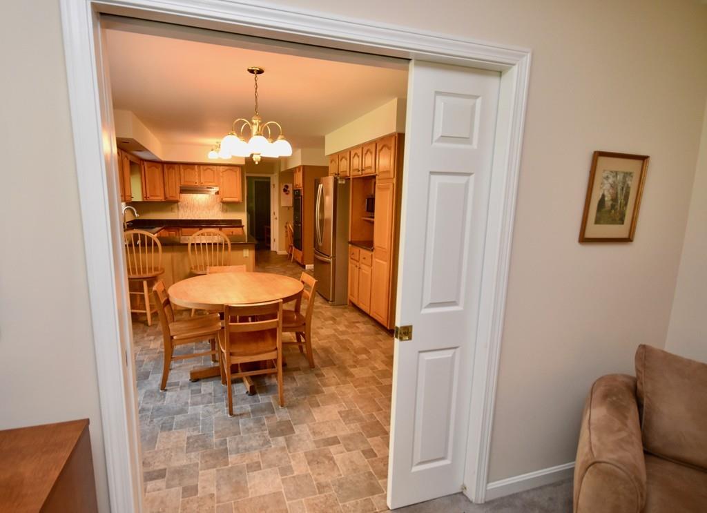 494 Market Hill Road Amherst, MA 01002 - Photo 8 of 35