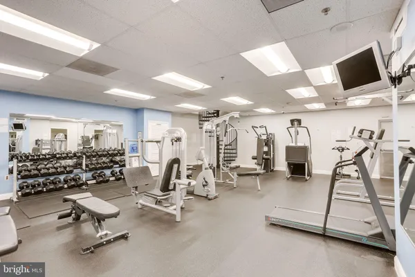 $2,599 | 1211 South Eads Street, Unit 1009, Arlington, VA 22202