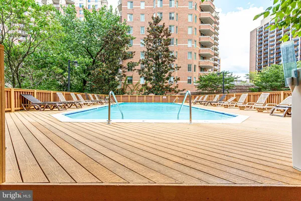 $2,599 | 1211 South Eads Street, Unit 1009, Arlington, VA 22202