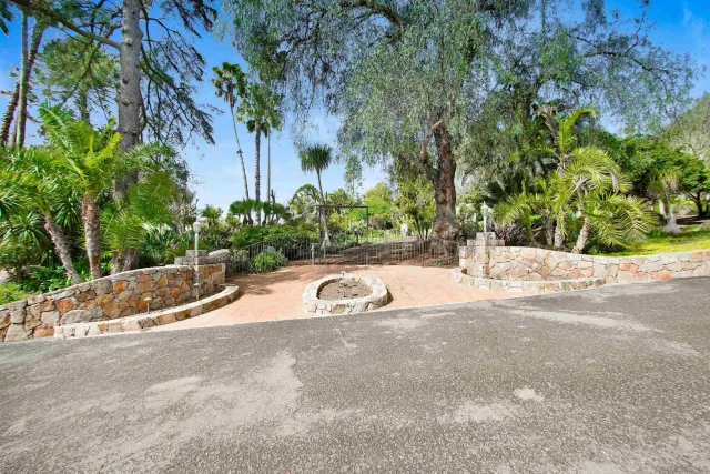 $17,000,000 | 16757 Old Guejito Grade Road, Escondido, CA 92027