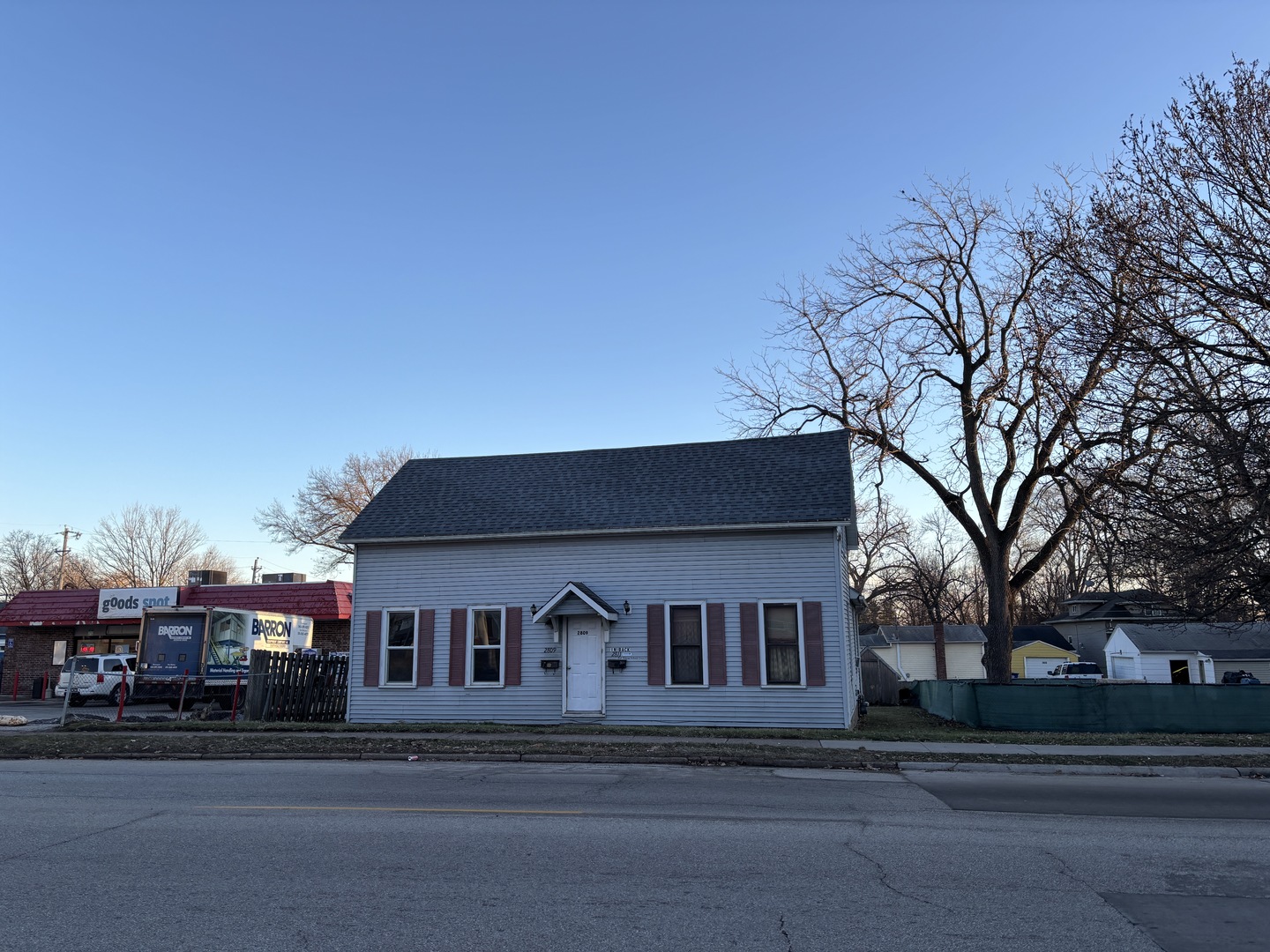 2809 Telegraph Road Davenport, IA 52804 - Photo 1 of 14