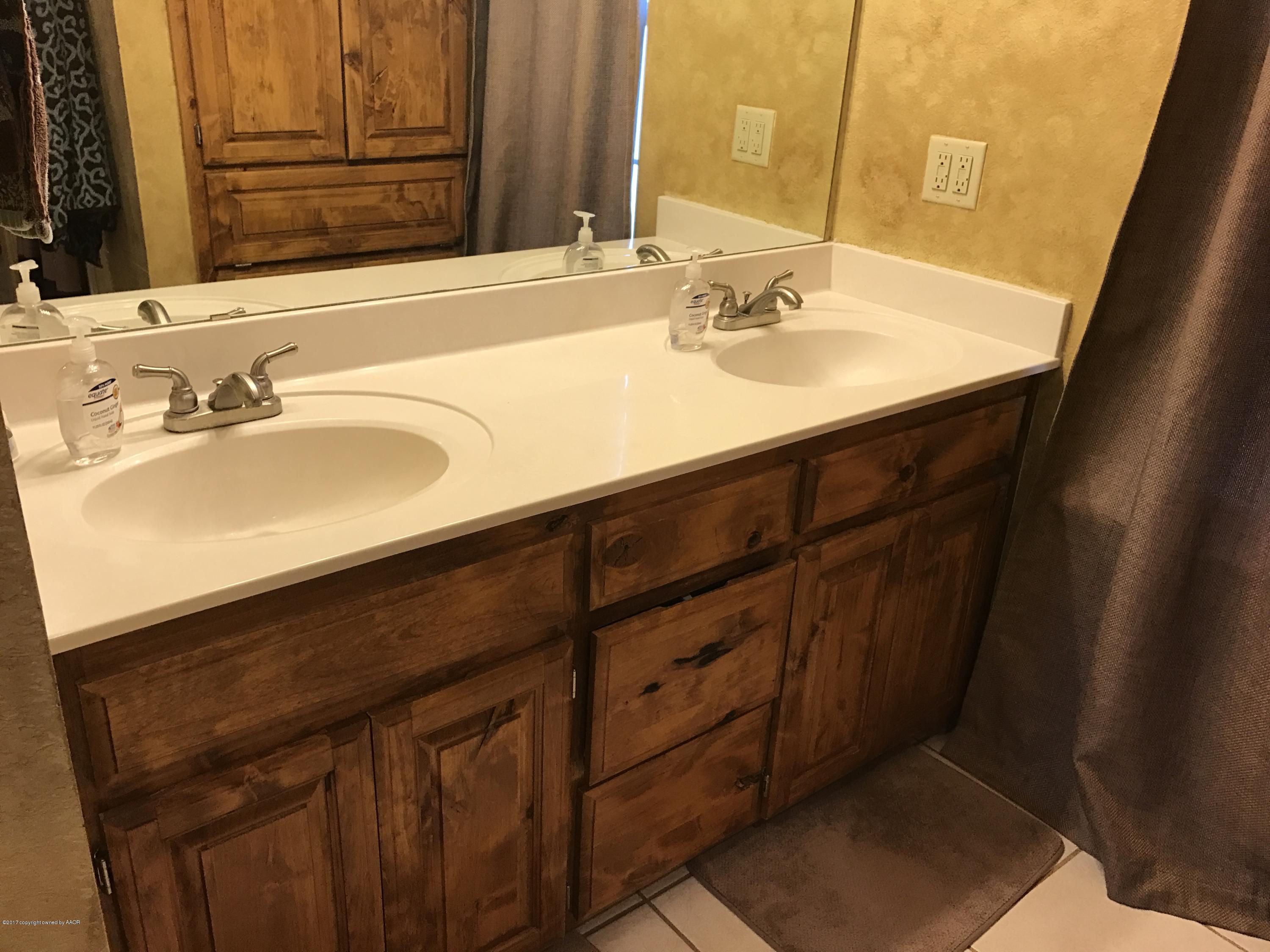 8250 Kemper Road Canyon, TX 79015 - Photo 22 of 48 Master Bathroom