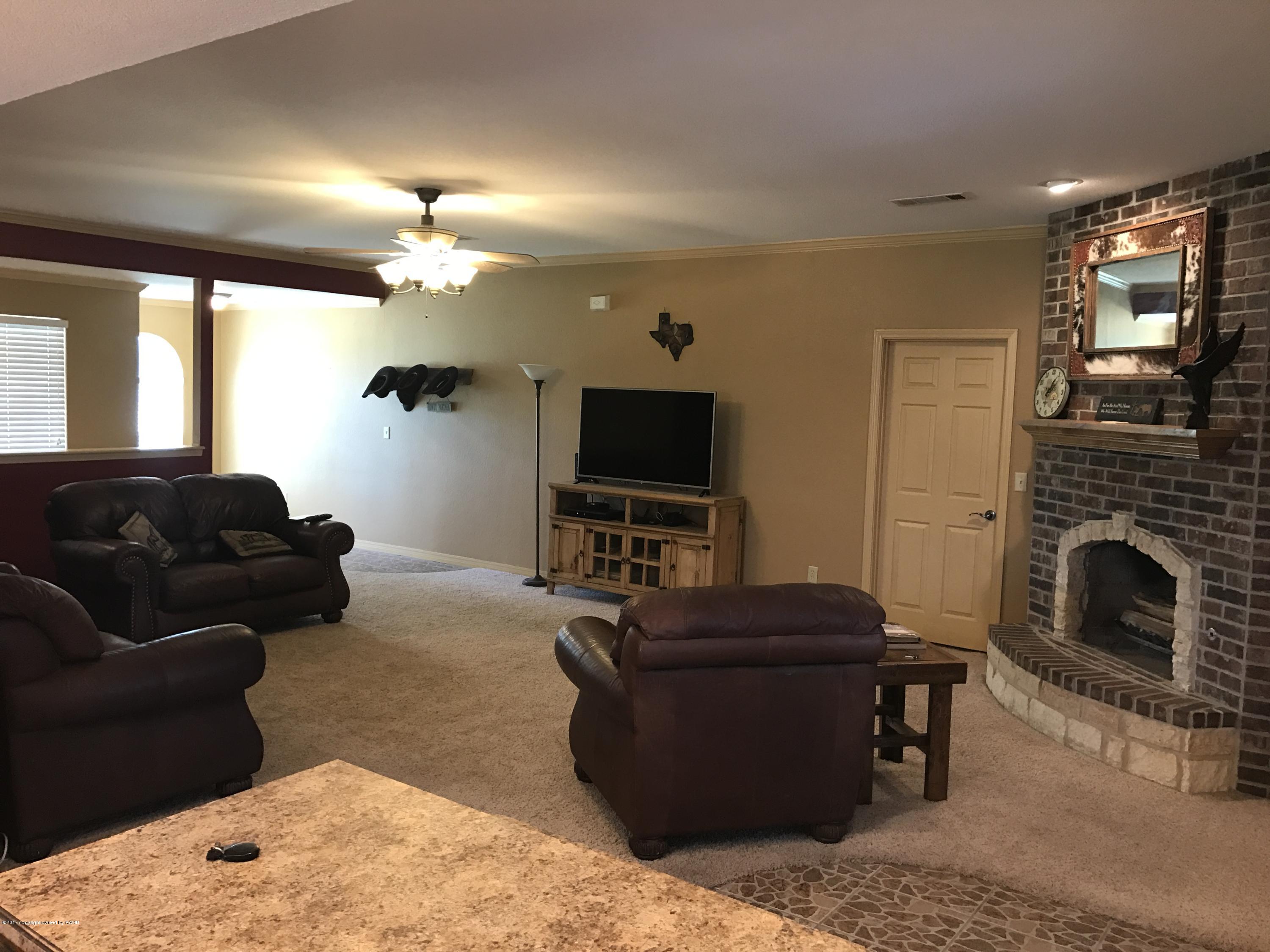 8250 Kemper Road Canyon, TX 79015 - Photo 8 of 48 Den