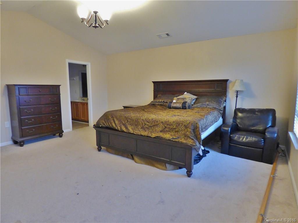 1417 River Run Road Lowell, NC 28098 - Photo 15 of 23 Gallery Image 15