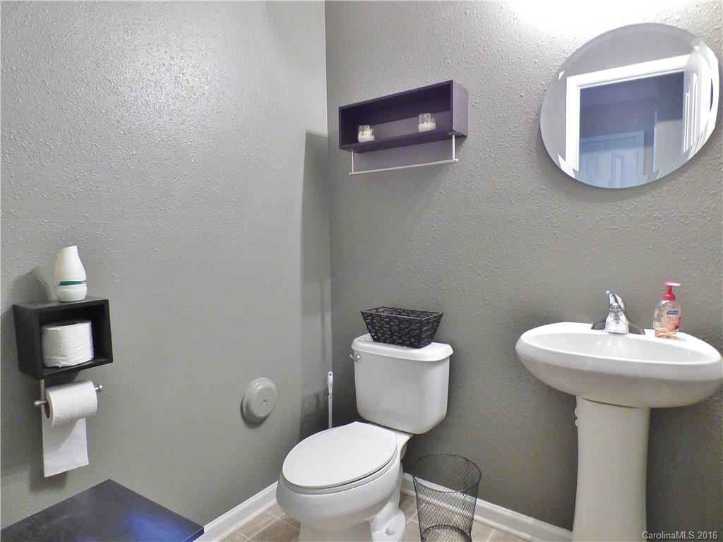 1417 River Run Road Lowell, NC 28098 - Photo 3 of 23 Gallery Image 3