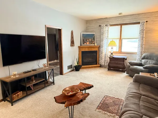 $239,900 | 108 4th Street Northeast, Fulda, MN 56131