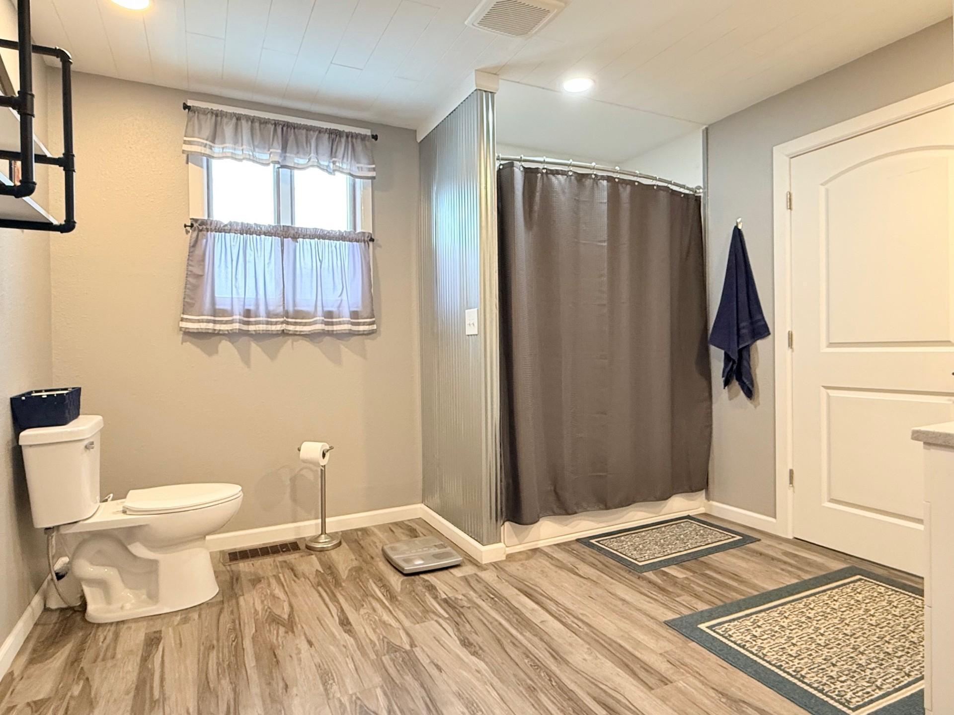 108 4th Street Northeast Fulda, MN 56131 - Photo 18 of 33