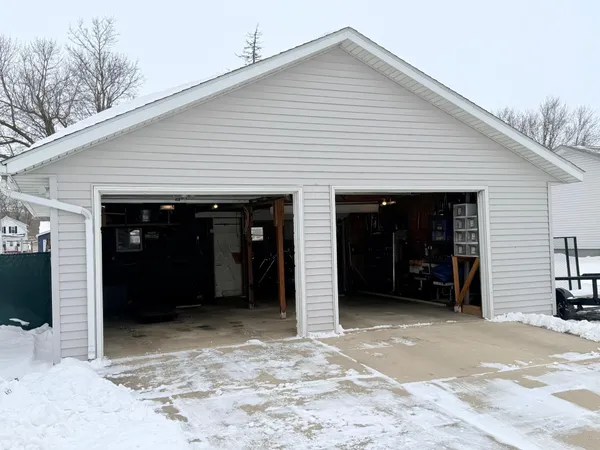 $239,900 | 108 4th Street Northeast, Fulda, MN 56131