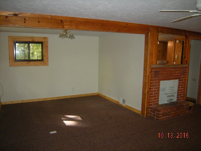 306 High Lake Road Traverse City, MI 49696 - Photo 9 of 13 1824663-8.JPG