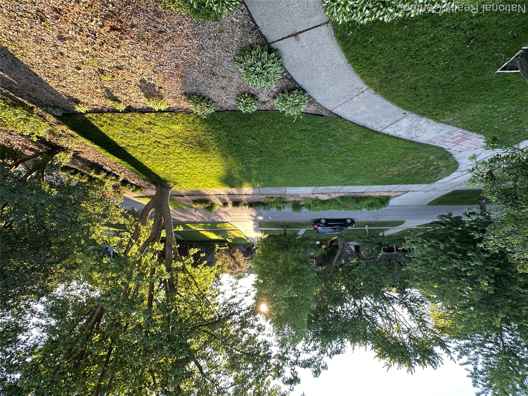 821 Pemberton Road Grosse Pointe, MI 48230 - Photo 59 of 70 Front Balcony 3.JPG