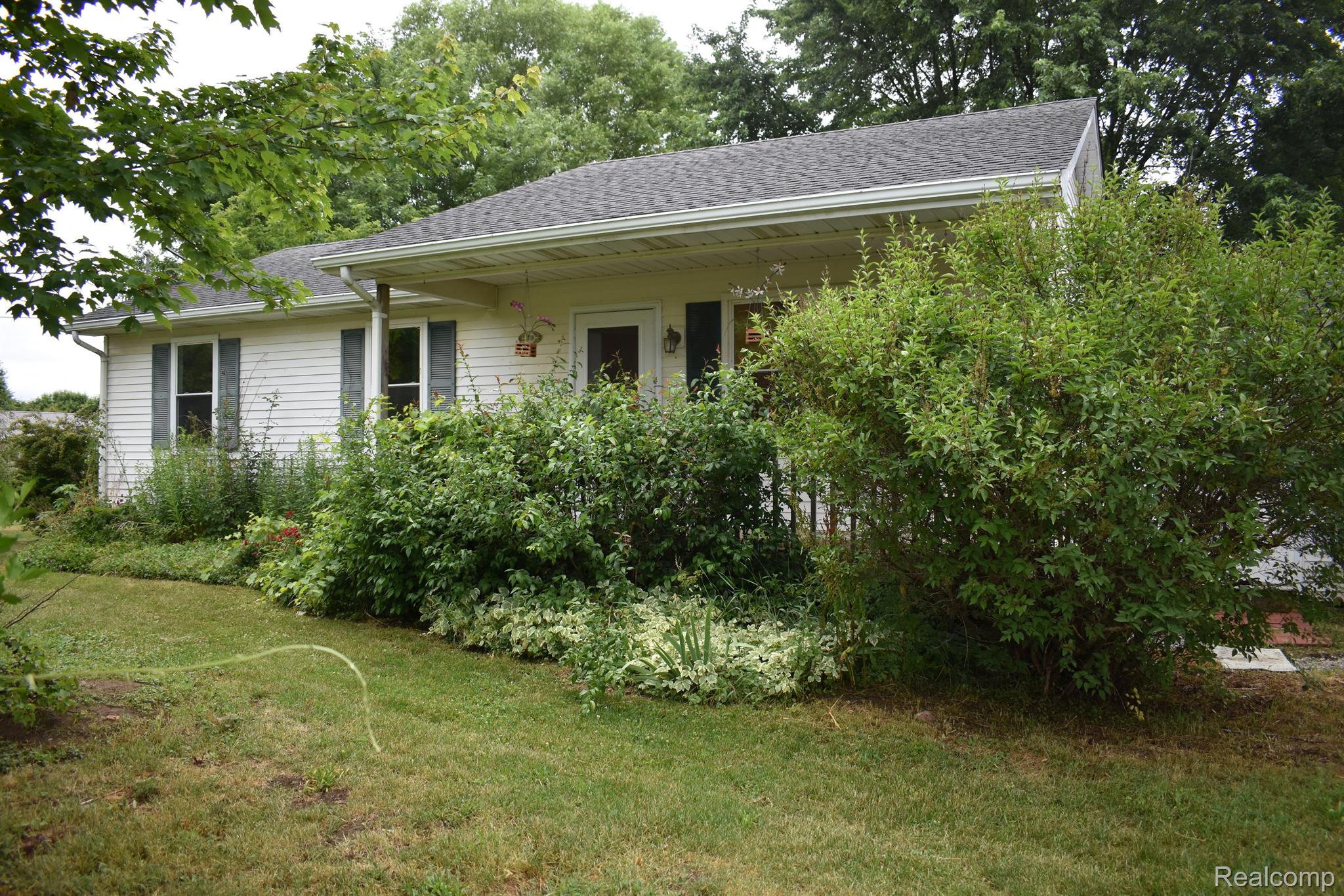 8718 West Allen Road Fowlerville, MI 48836 - Photo 1 of 14 Gallery Image 1