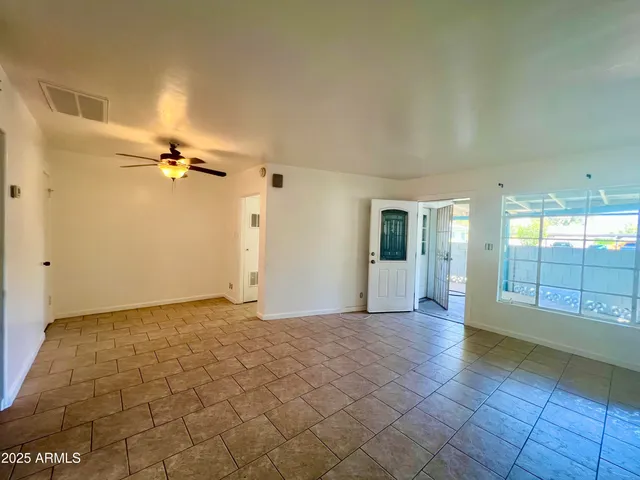 $1,200 | 2945 North 19th Avenue, Unit 70, Phoenix, AZ 85015