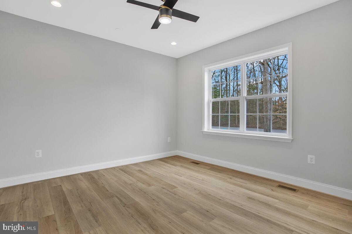6760 Hungerford Road Bryans Road, MD 20616 - Photo 16 of 40 3rd Bedroom