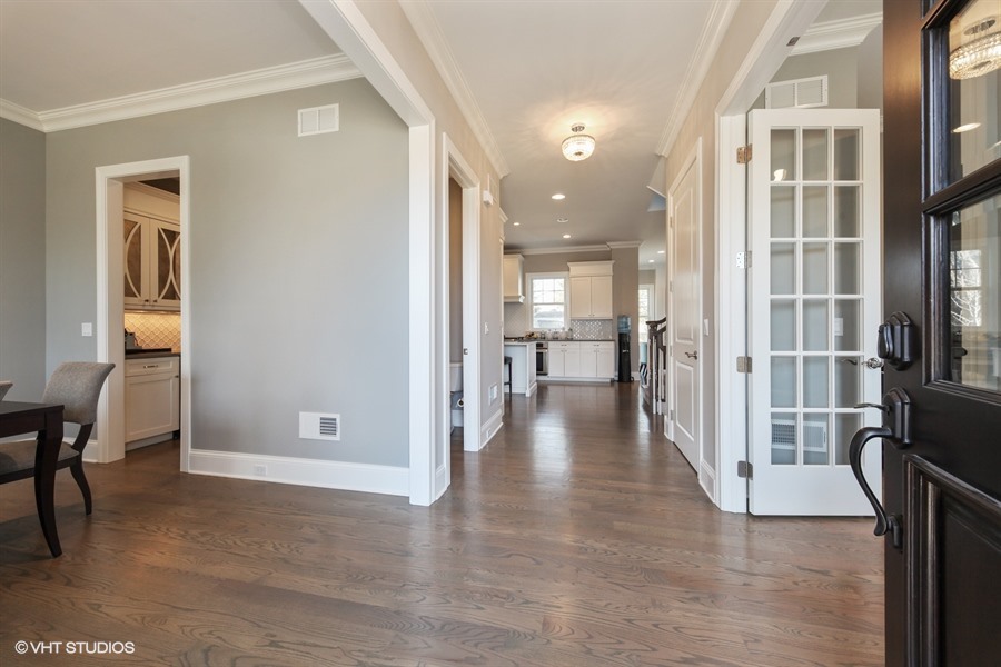 1216 Wood Street Deerfield, IL 60015 - Photo 2 of 24