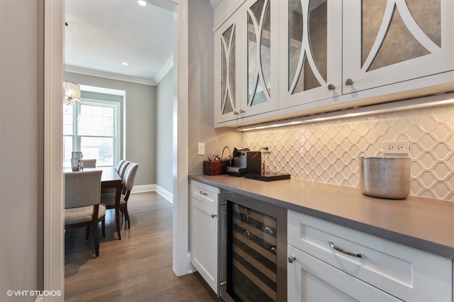 1216 Wood Street Deerfield, IL 60015 - Photo 4 of 24