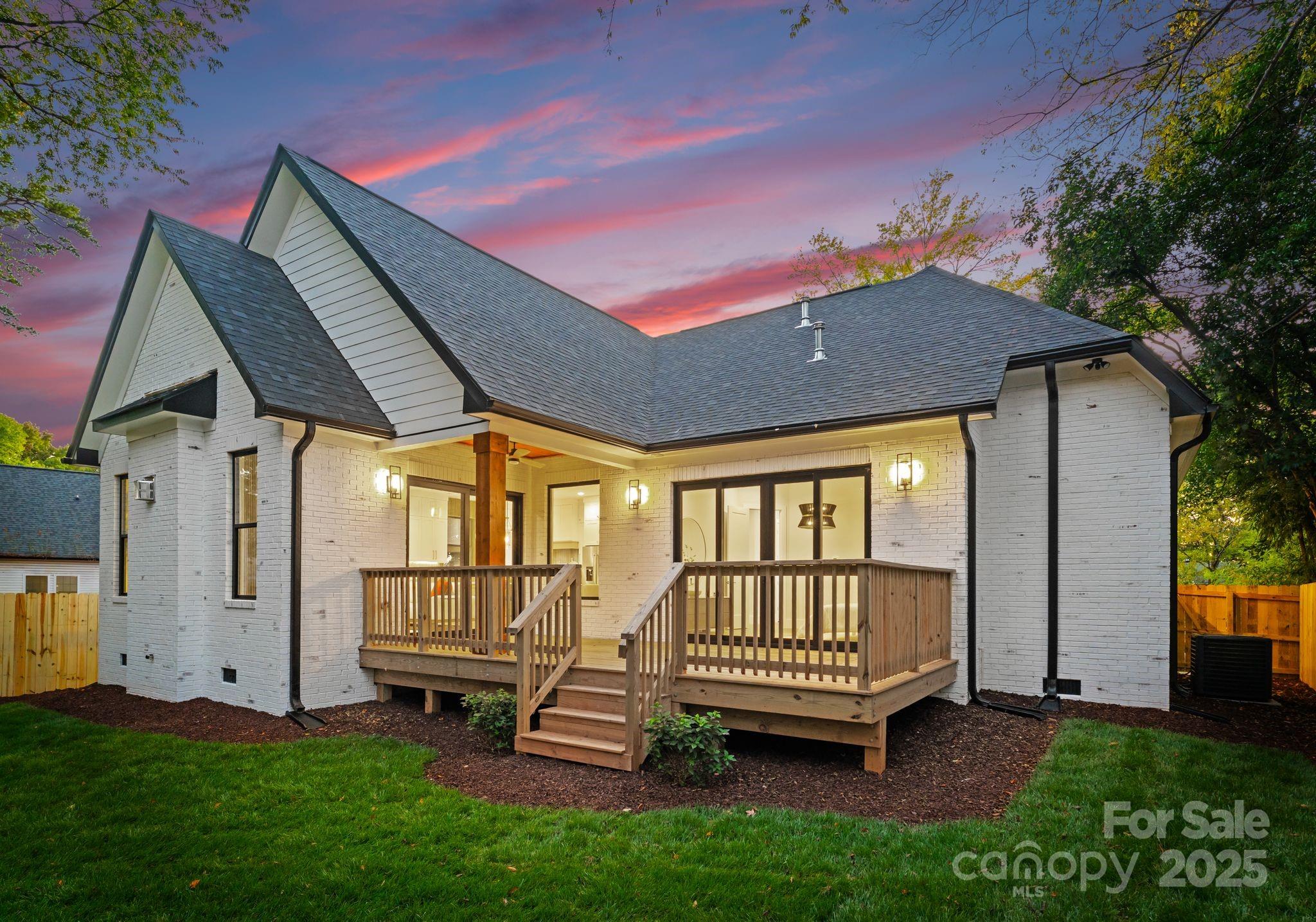 4641 Connecting Road Charlotte, NC 28209 - Photo 5 of 48 a house view with a garden space