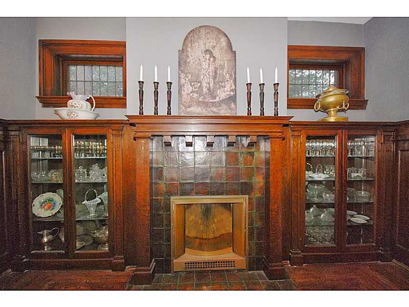 628 River Road Beaver, PA 15009 - Photo 6 of 25 Dining Room.