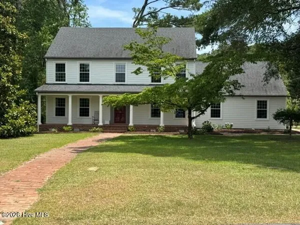 $389,000 | 701 Edgewood Drive, Murfreesboro, NC 27855