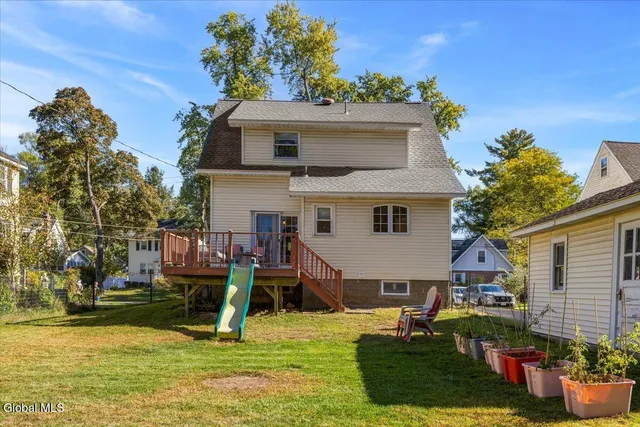 $380,000 | 15 Roweland Avenue, Bethlehem, NY 12054