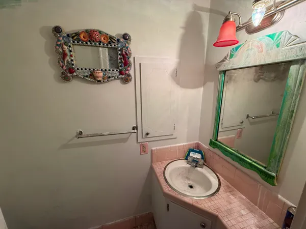 $244,000 | 605 East Main Street, Lake City, SC 29560