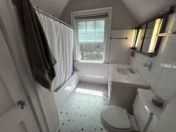 $244,000 | 605 East Main Street, Lake City, SC 29560