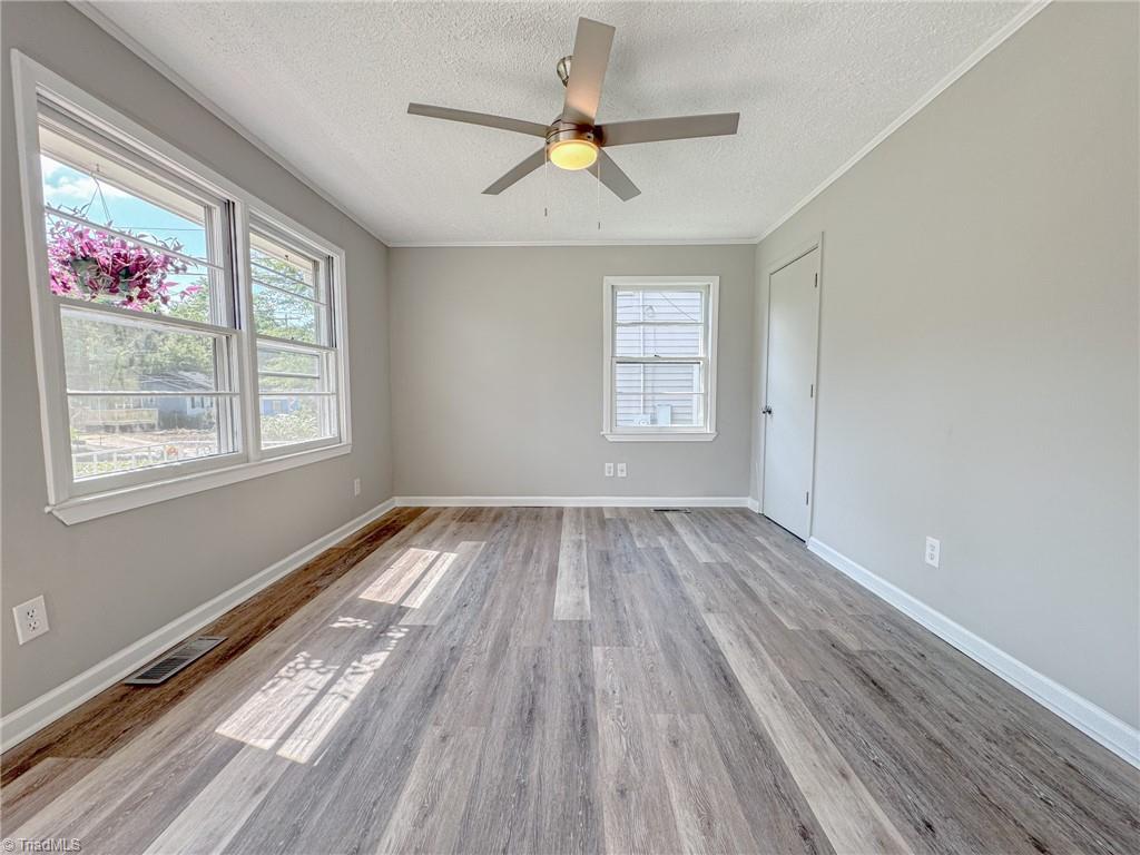 208 Hay Street High Point, NC 27260 - Photo 4 of 19 Gallery Image 4