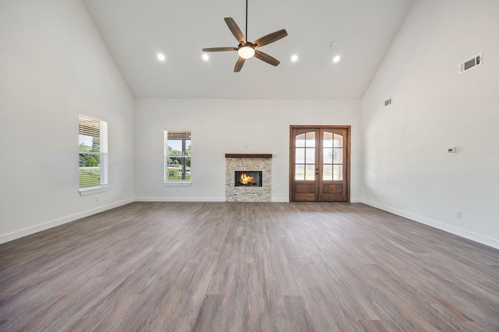 181 County Road 4757 Rhome, TX 76078 - Photo 4 of 38 Gallery Image 4