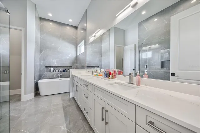 $2,380,000 | 16077 Barkly Rdg Court, Winter Garden, FL 34787