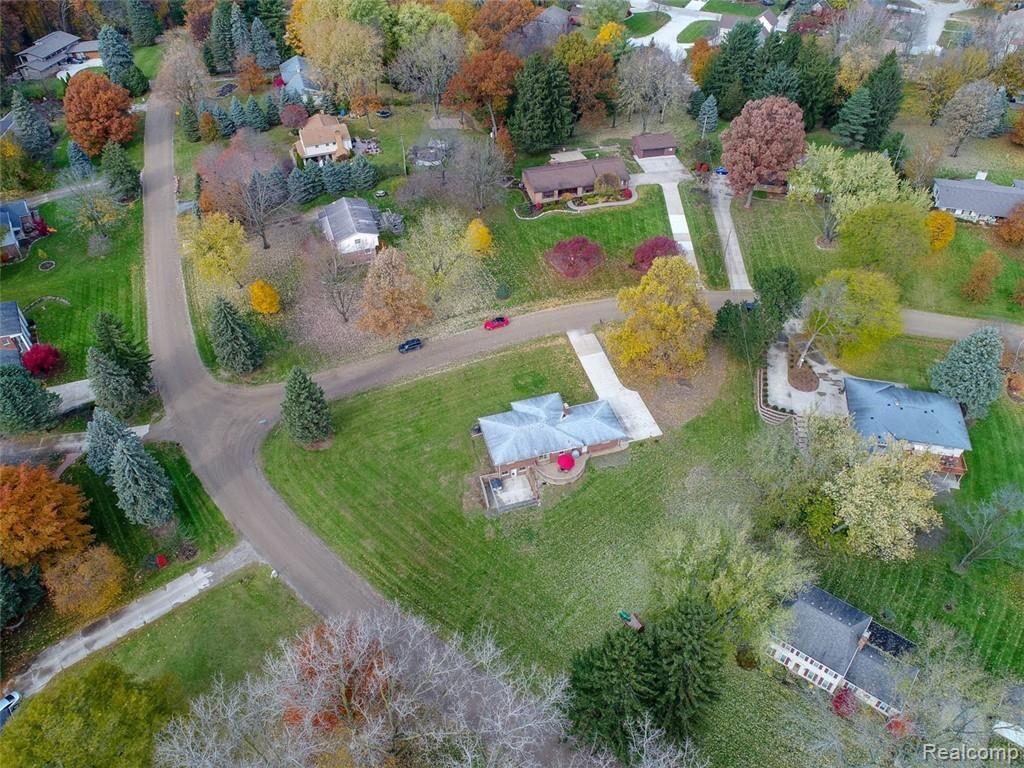 1231 Stellma Lane Rochester Hills, MI 48309 - Photo 35 of 36