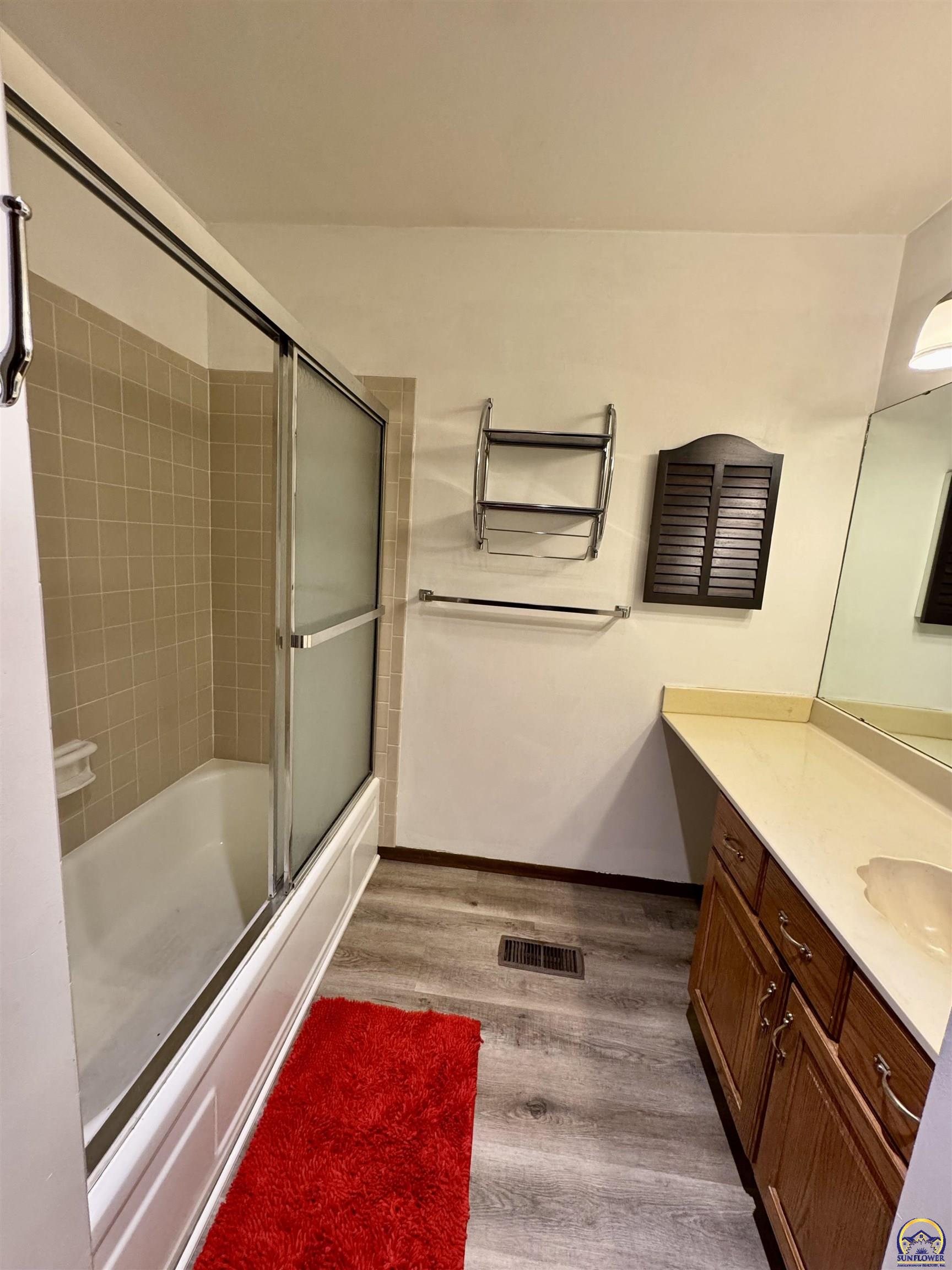 2926 Southwest Arrowhead Road Topeka, KS 66614 - Photo 19 of 32