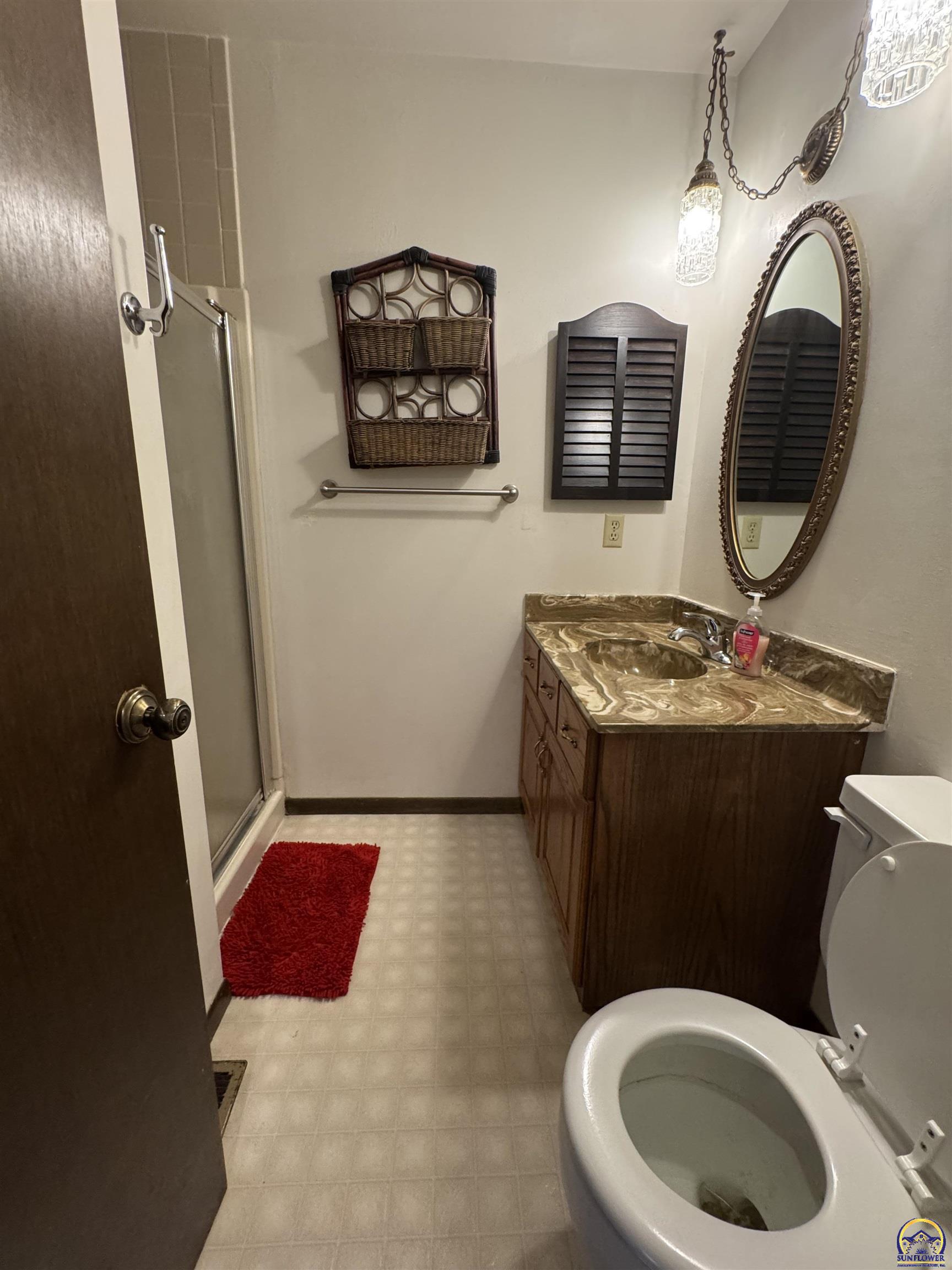 2926 Southwest Arrowhead Road Topeka, KS 66614 - Photo 24 of 32