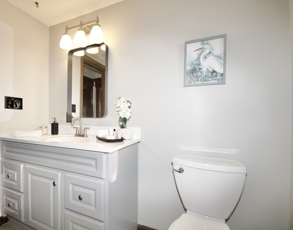 25 Manitoba Street Springfield, MA 01108 - Photo 31 of 38 Gallery Image 31