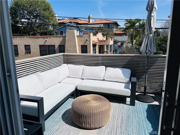 $9,250 | 611 Avenue C, Redondo Beach, CA 90277