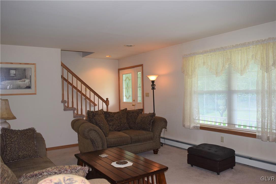 843 Molasses Valley Road Kunkletown, PA 18058 - Photo 6 of 33