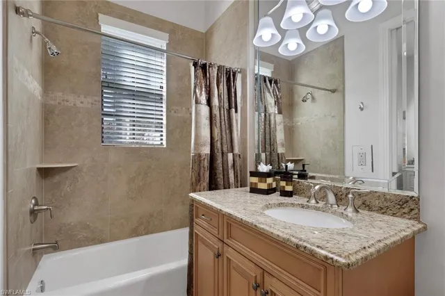 $2,500,000 | 5865 Hammock Isles Circle, Naples, FL 34119