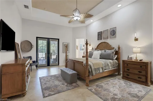 $2,500,000 | 5865 Hammock Isles Circle, Naples, FL 34119