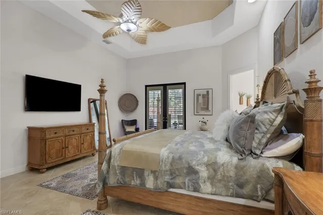 $2,500,000 | 5865 Hammock Isles Circle, Naples, FL 34119