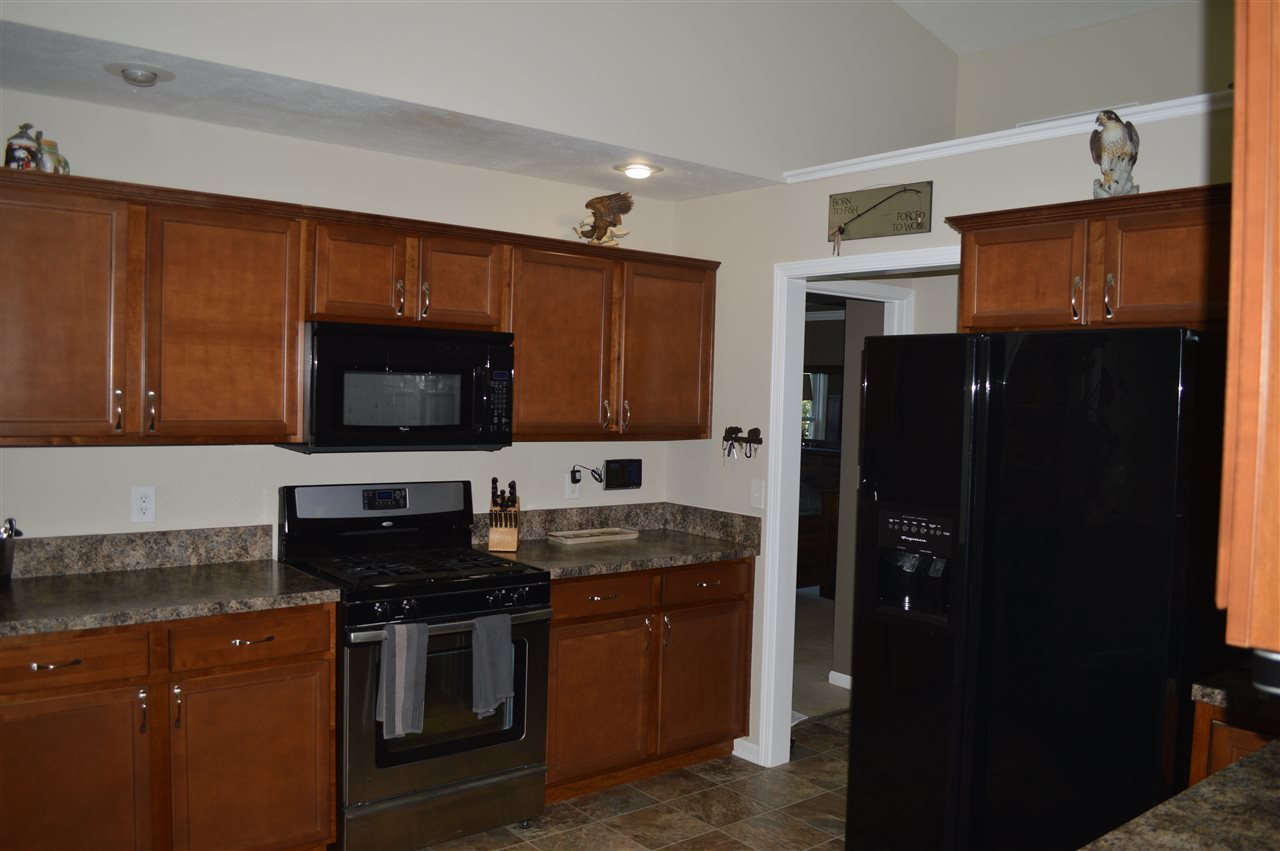 53777 Buckeye Road Mishawaka, IN 46545 - Photo 11 of 36 Gallery Image 11