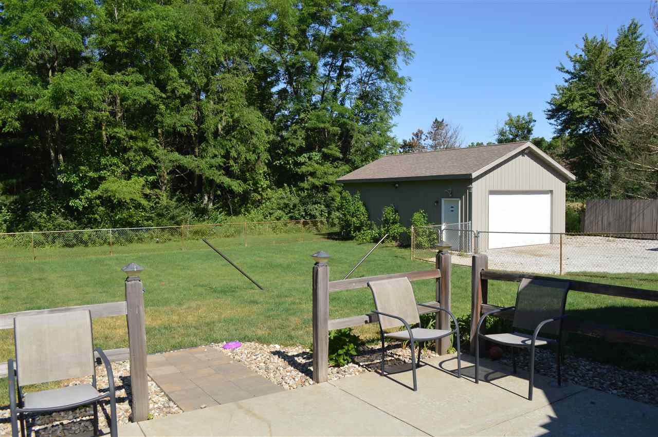53777 Buckeye Road Mishawaka, IN 46545 - Photo 34 of 36 Gallery Image 34