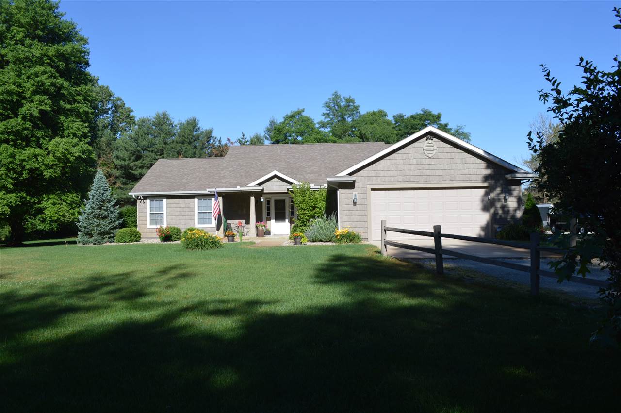 53777 Buckeye Road Mishawaka, IN 46545 - Photo 35 of 36 Gallery Image 35