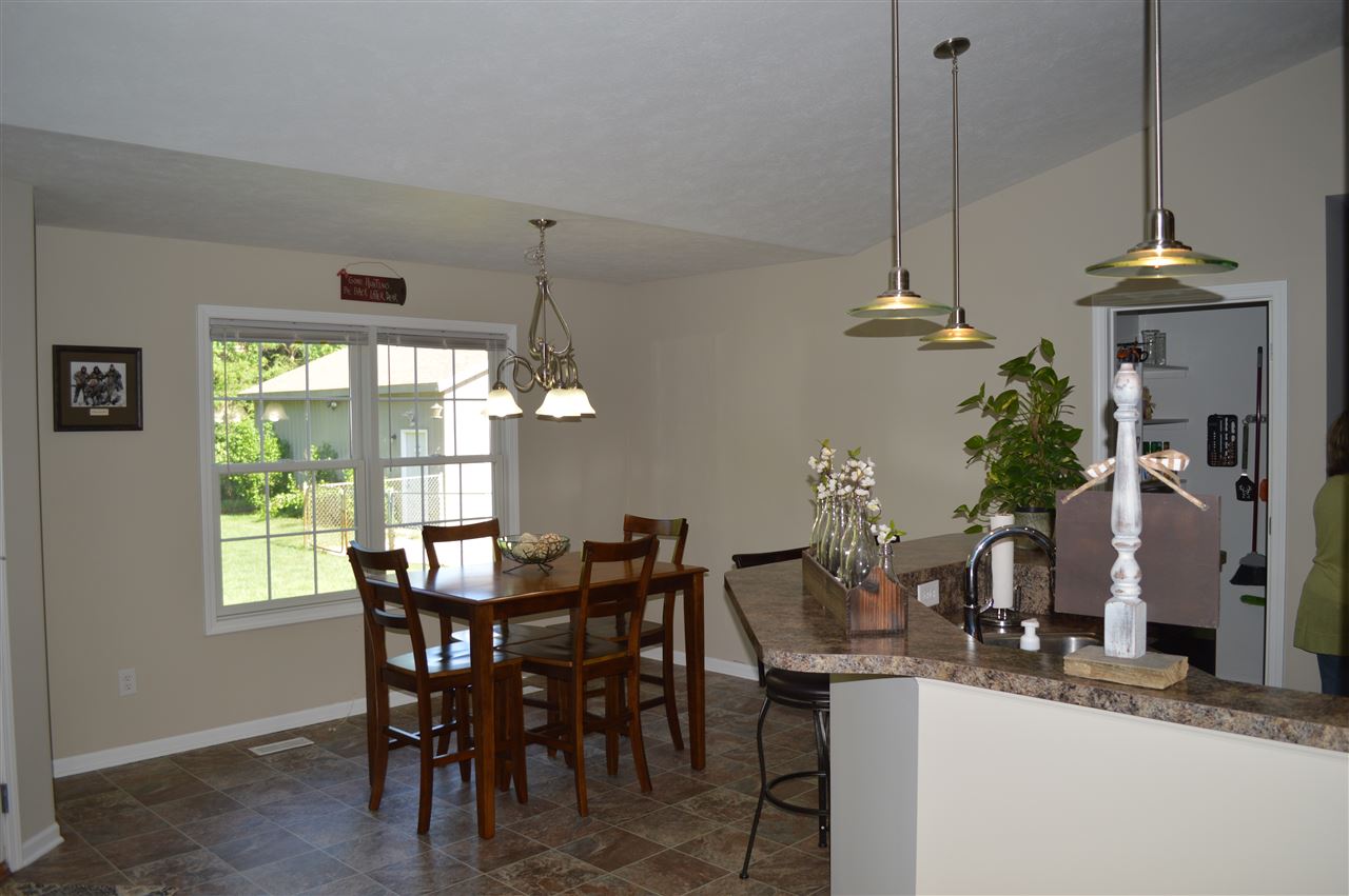 53777 Buckeye Road Mishawaka, IN 46545 - Photo 7 of 36 Gallery Image 7