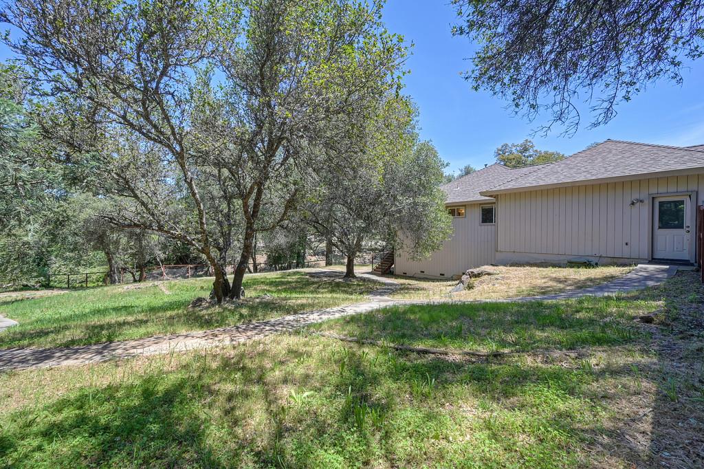 10767 Joeger Road Auburn, CA 95602 - Photo 62 of 96