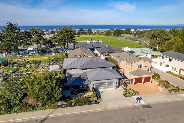 $1,975,000 | 3020 Ironwood Avenue, Morro Bay, CA 93442