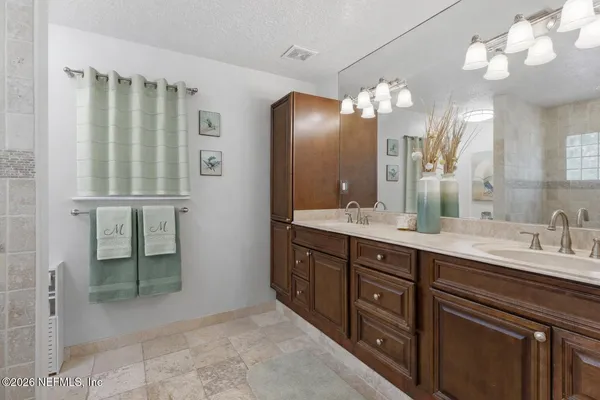 $371,000 | 2362 Tyson Lake Drive, Jacksonville, FL 32221